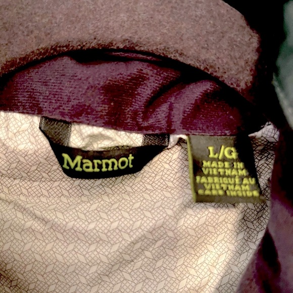 Boy’s Marmot Nylon hooded windbreaker - Picture 4 of 7